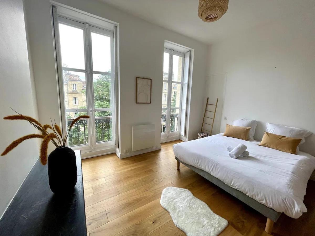 Superbe Appartement Neuf - Place Pey Berland Bordeaux Bagian luar foto