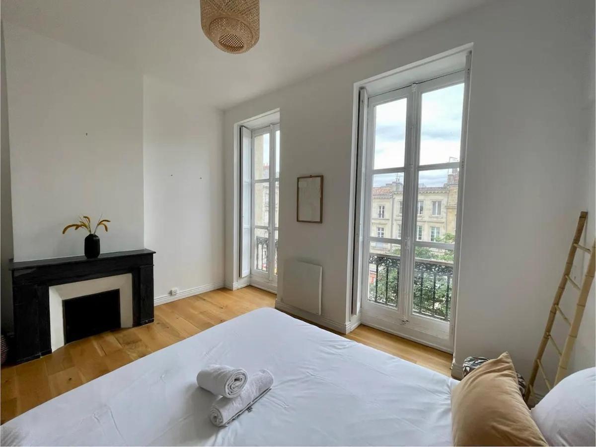 Superbe Appartement Neuf - Place Pey Berland Bordeaux Bagian luar foto